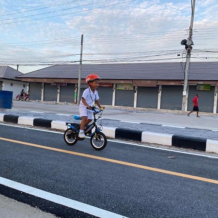 Chuanchom Resort Phatthalung Esterno foto