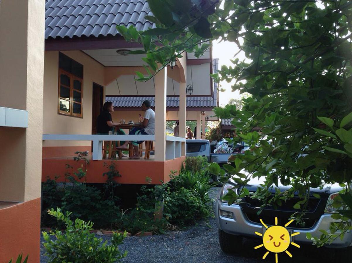 Chuanchom Resort Phatthalung Esterno foto